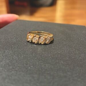 14k HGELIND Gold electroplated Ring Sz 7.5
